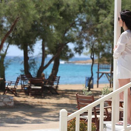 Paros Inn Logaras Eksteriør bilde