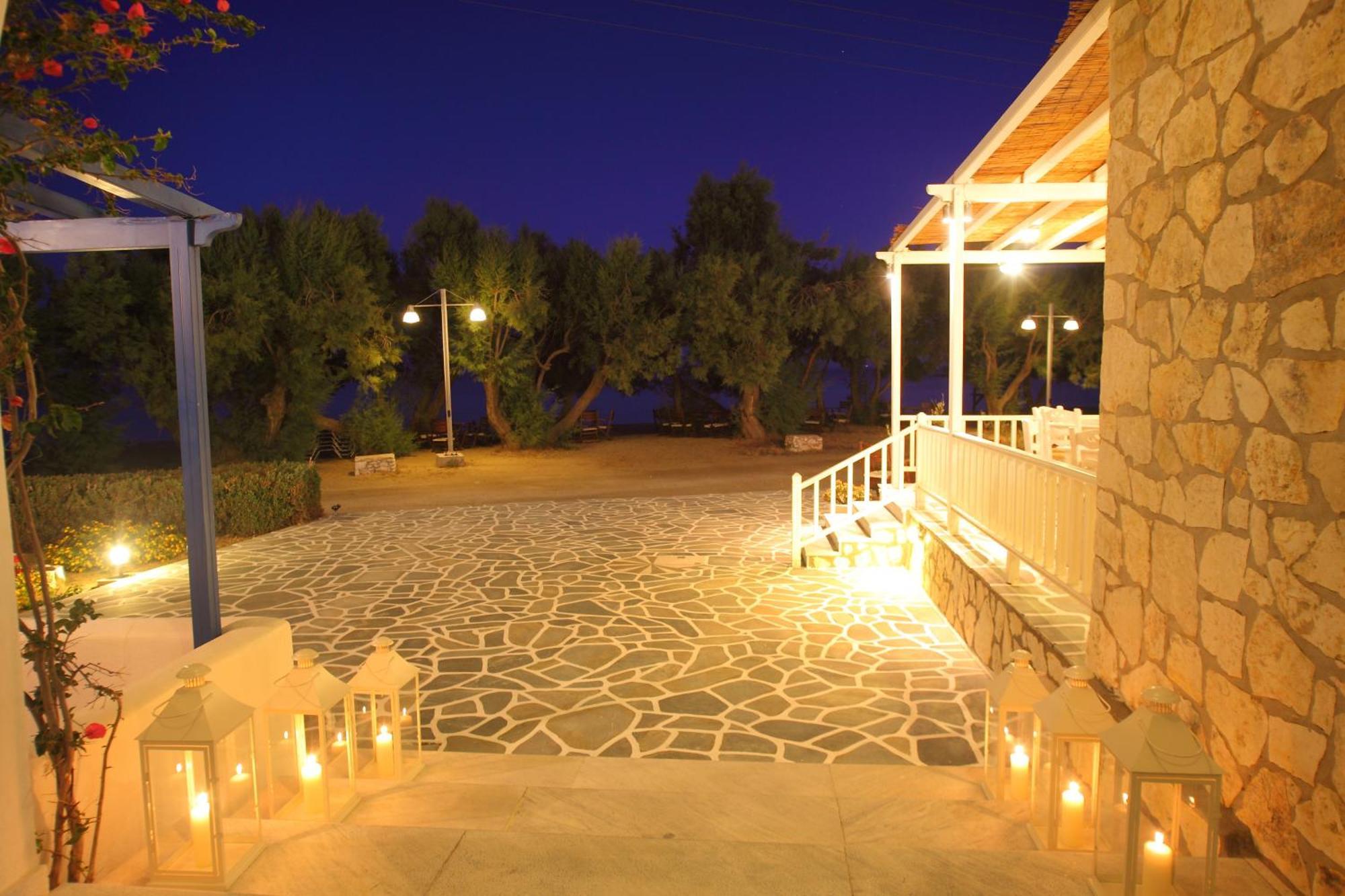 Paros Inn Logaras Eksteriør bilde